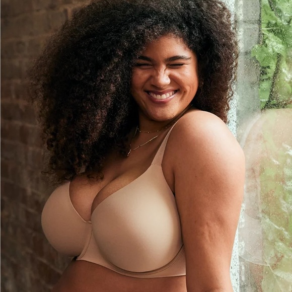 SMOOTHEZ Full Coverage Lightly Lined Bra - Picture 4 of 13